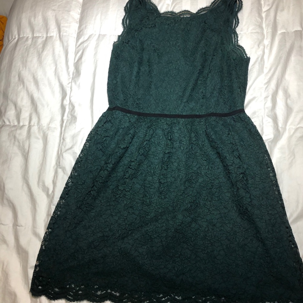 Elegant green dress
